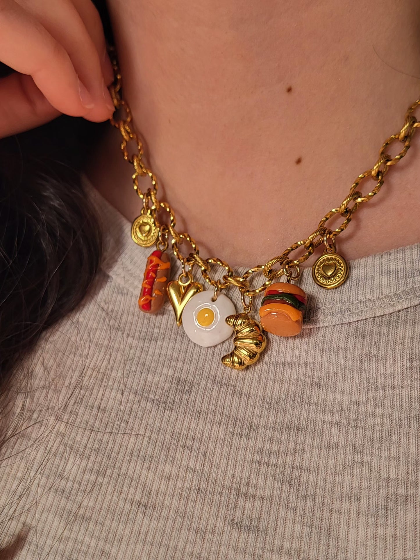 Charlotte - collier chaîne dorée charms personnalisables