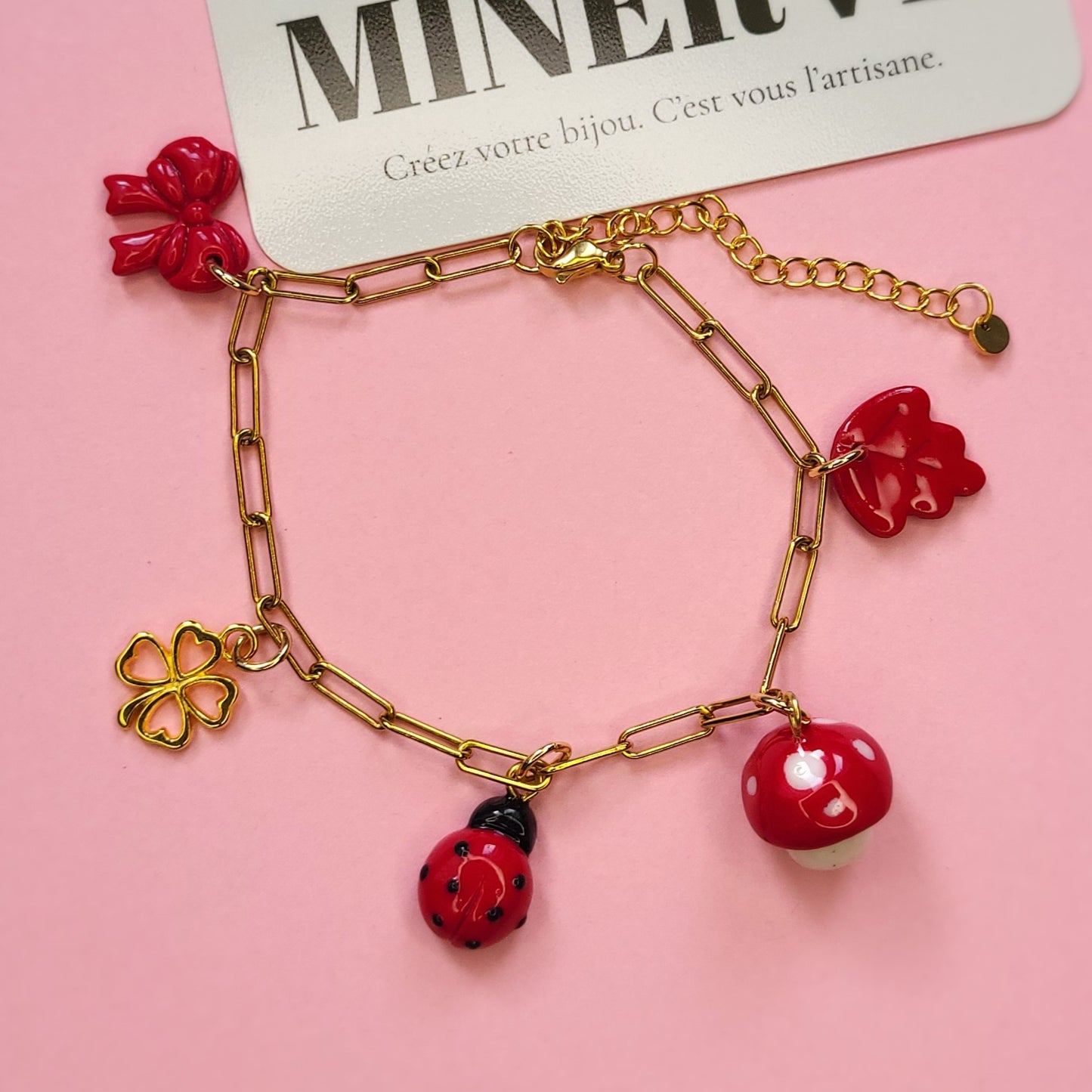 Maya - bracelet chaîne dorée charms personnalisables