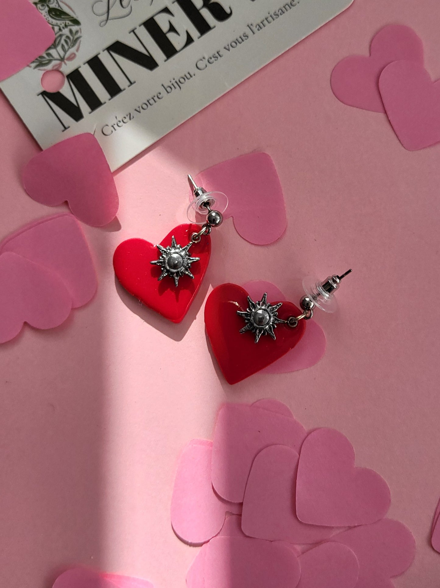 Apolline - boucles d'oreilles cœur rouge