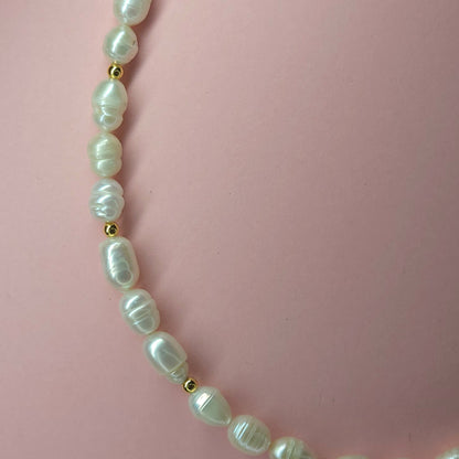 Mathilde - bracelet perles d'eau douce charms personnalisables