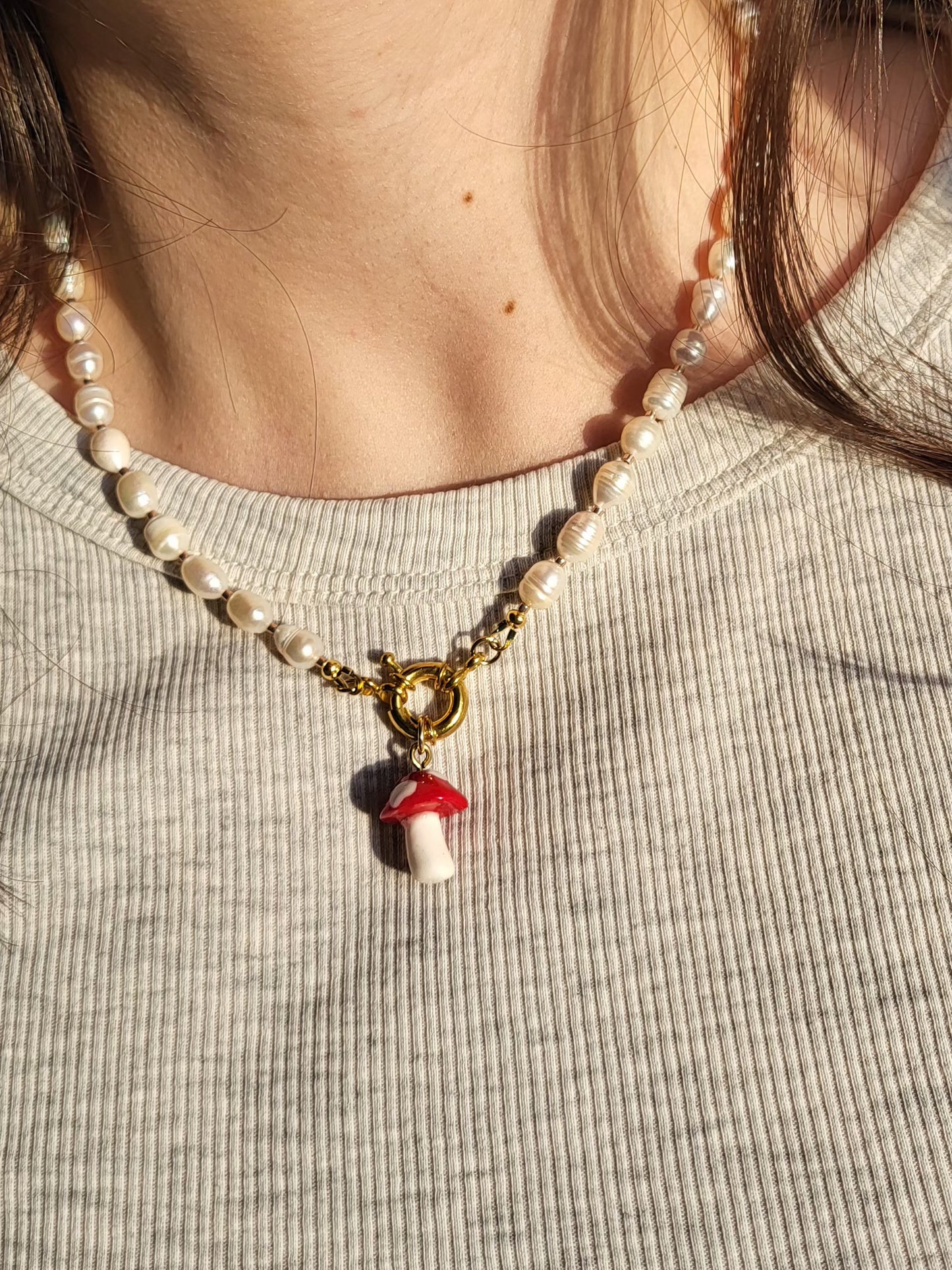 Louna - collier perles d'eau douce charms personnalisables