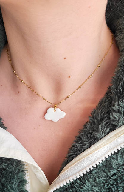 Esther — Collier chaîne dorée charm nuage