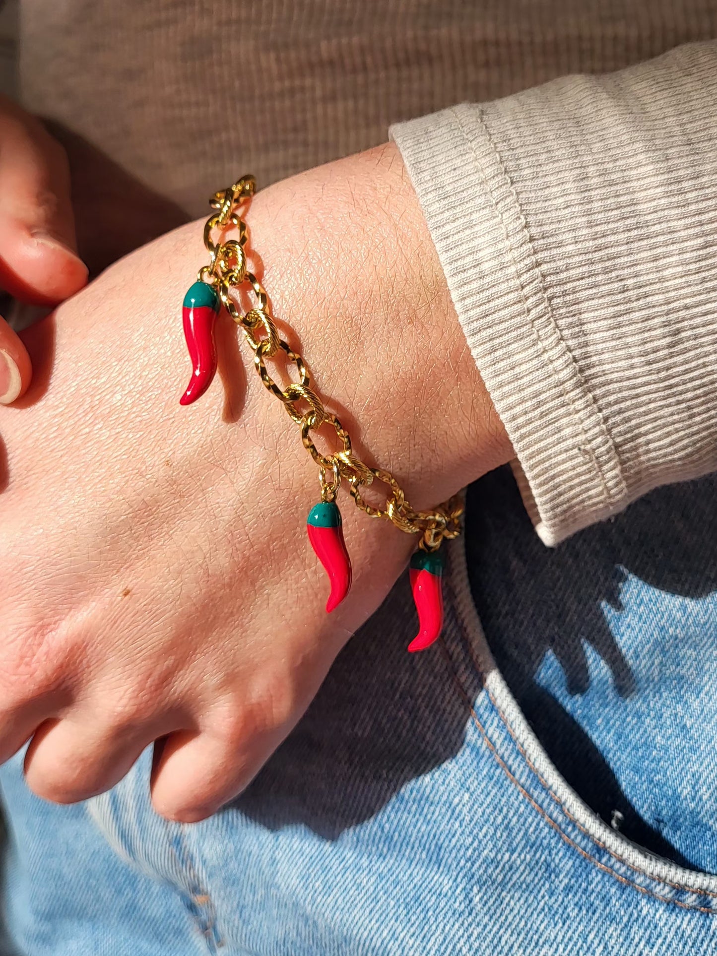 Lou - bracelet chaîne dorée charms personnalisables