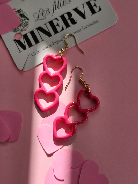 Joséphine - boucles d'oreilles trio de cœur rose