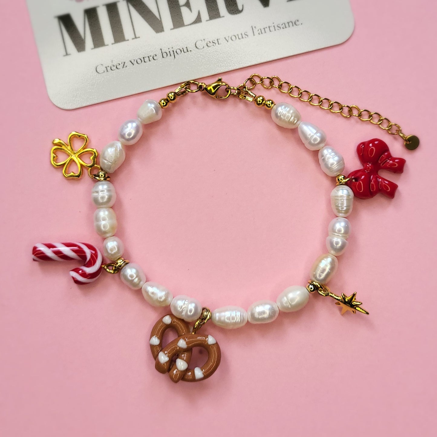 Mathilde - bracelet perles d'eau douce charms personnalisables