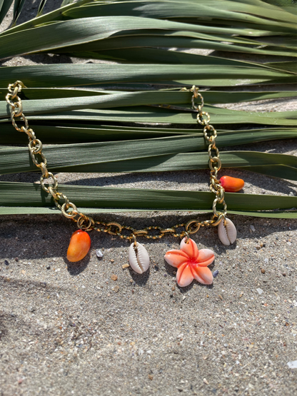 Collier doré Charlotte - jusqu'à 7 charms