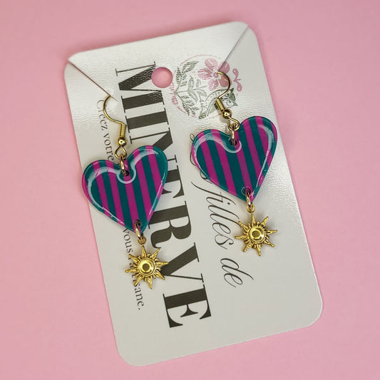 Daphné - boucles d'oreilles dorées cœur rayé